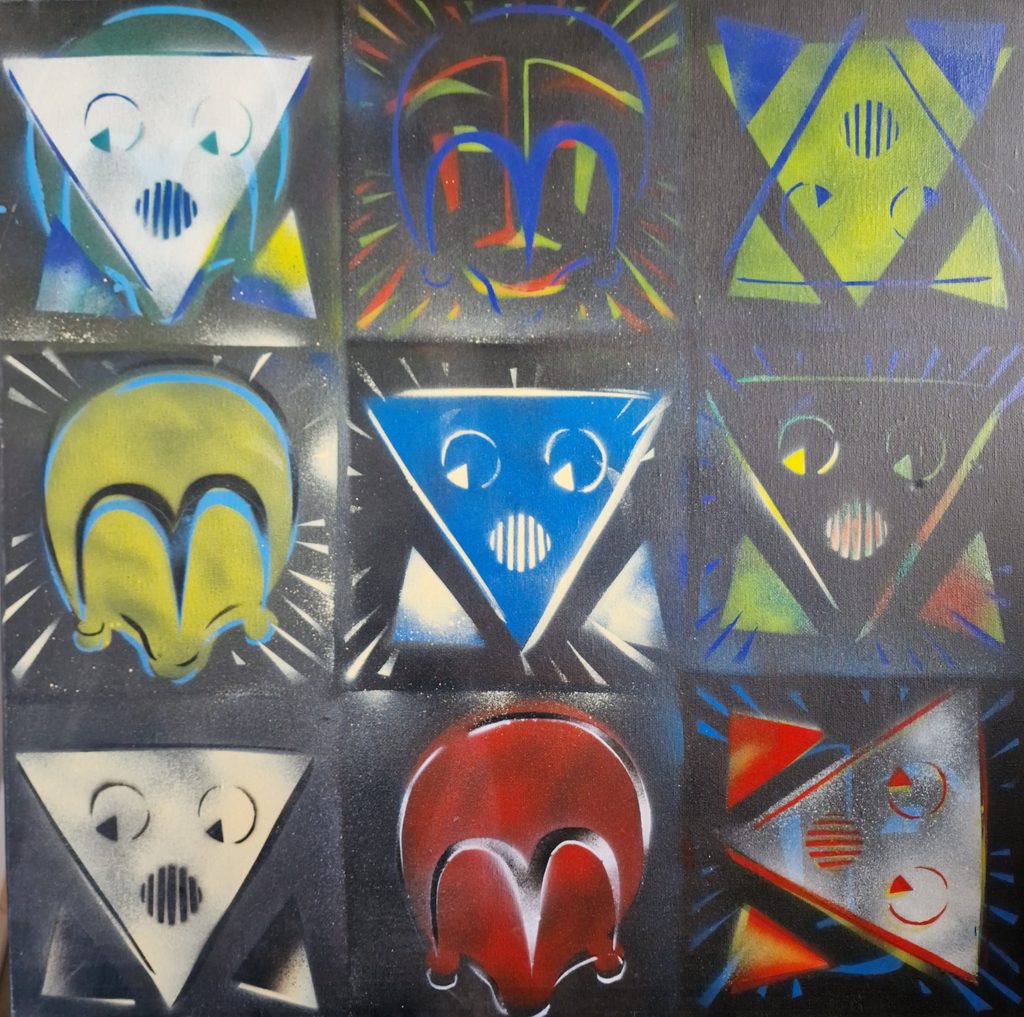 Tiles painted with spray - a lot of colors and 9 different heads - shaped in many different ways